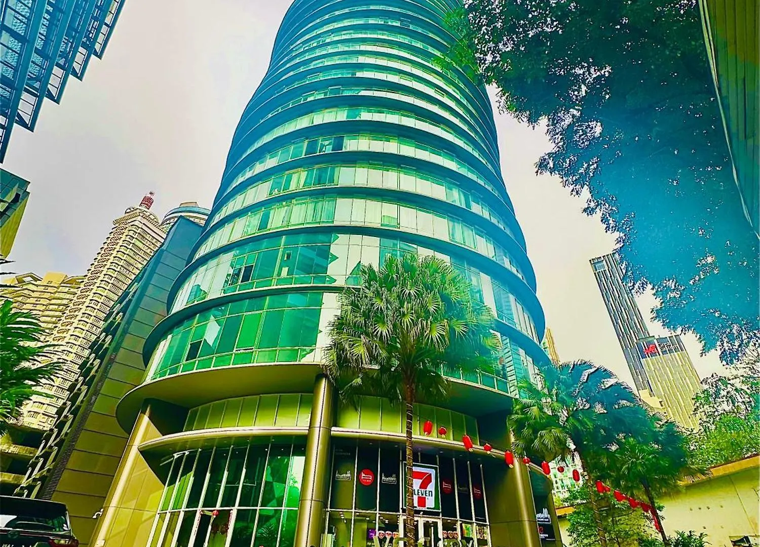 Vortex Suites Klcc By Unique location